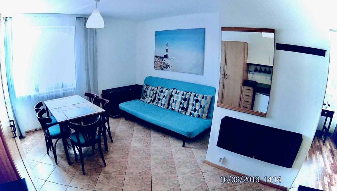 Czarny Bursztyn Daire Dziwnówek Dış mekan fotoğraf
