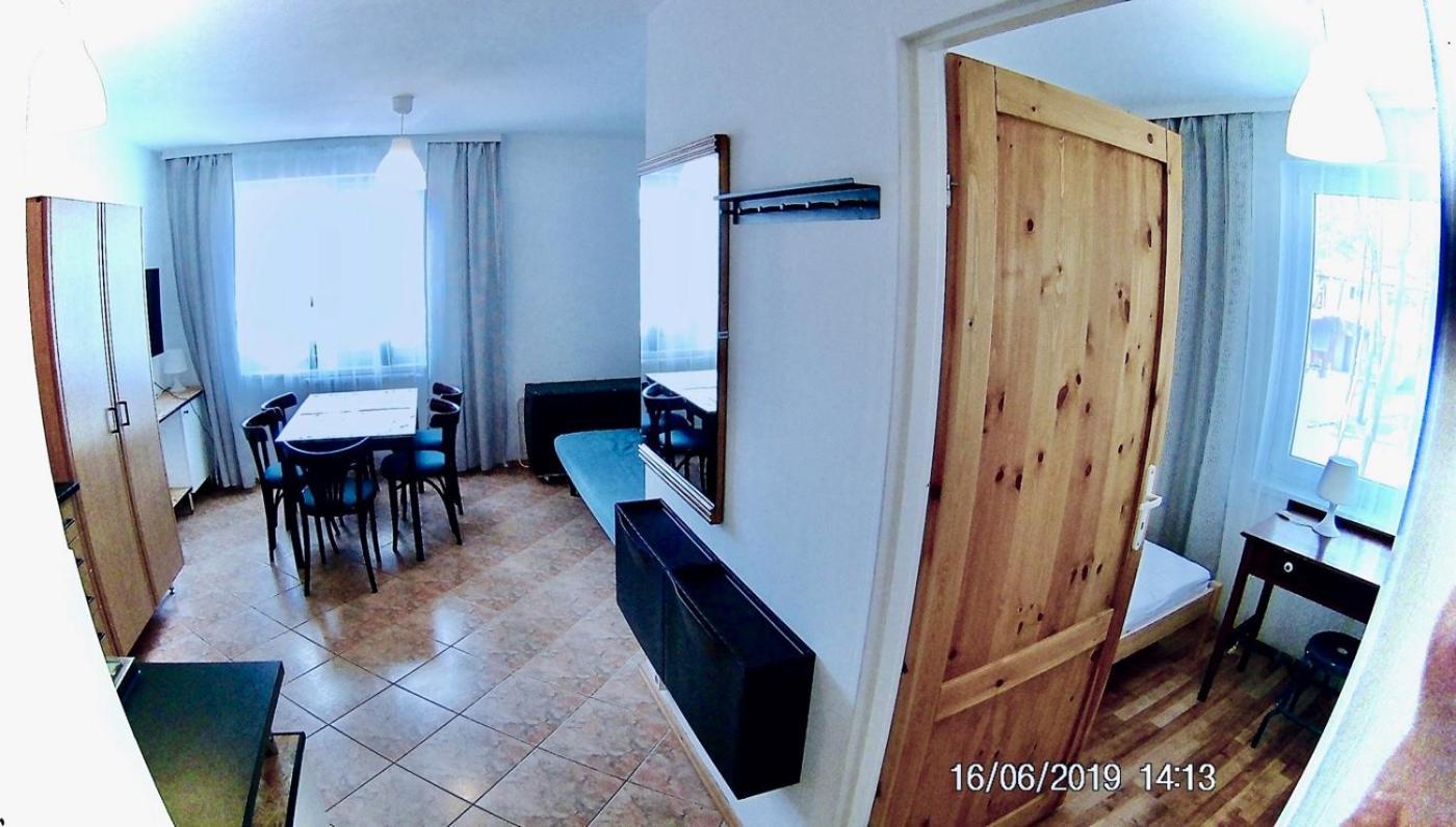 Czarny Bursztyn Daire Dziwnówek Dış mekan fotoğraf