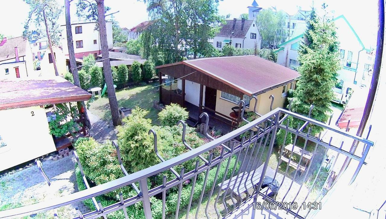 Czarny Bursztyn Daire Dziwnówek Dış mekan fotoğraf
