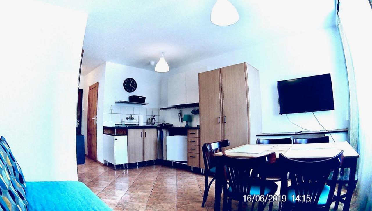Czarny Bursztyn Daire Dziwnówek Dış mekan fotoğraf