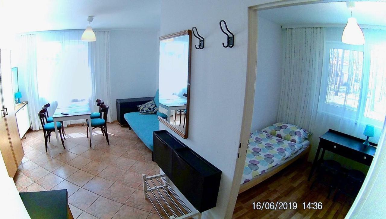 Czarny Bursztyn Daire Dziwnówek Dış mekan fotoğraf