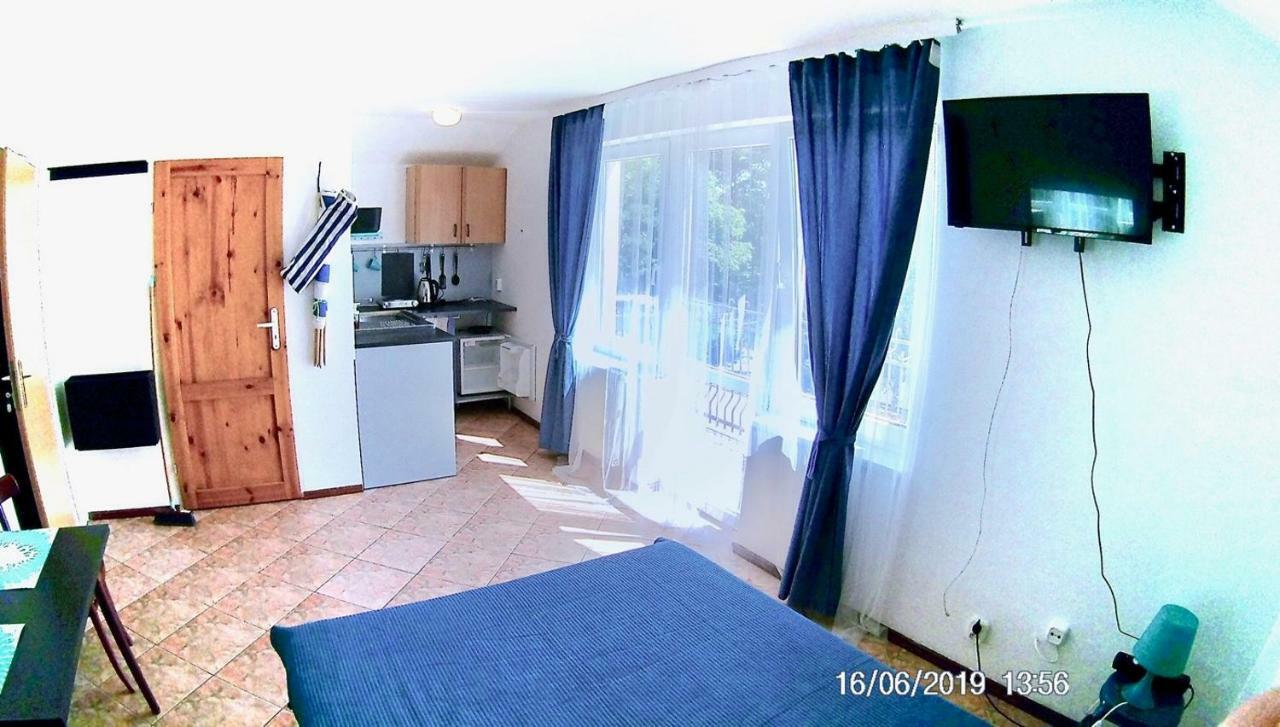 Czarny Bursztyn Daire Dziwnówek Dış mekan fotoğraf